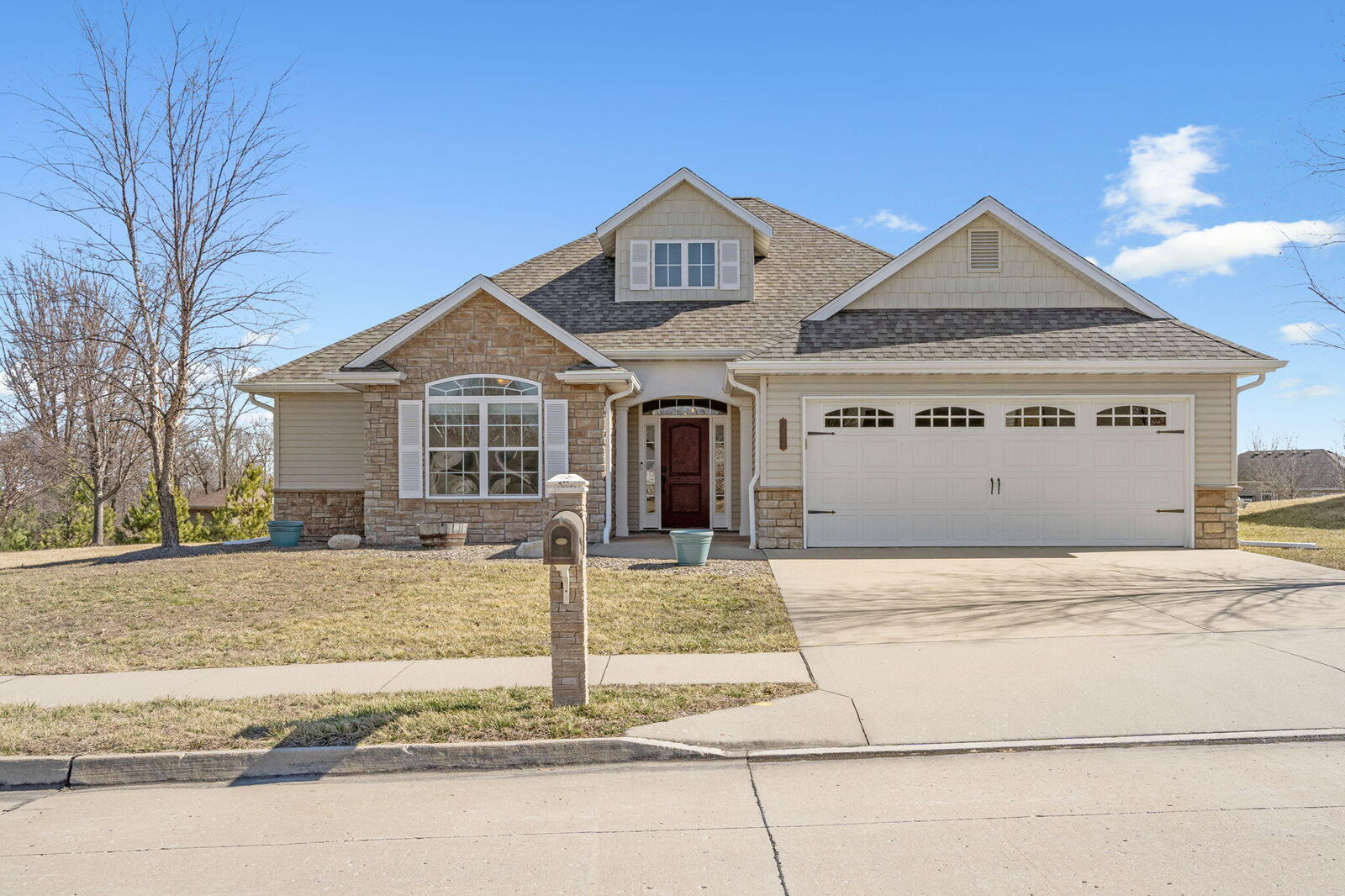 Property Photo:  5730 Abercorn Dr  MO 65203 