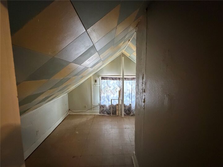 Property Photo: 1218 B Avenue NW IA 52405