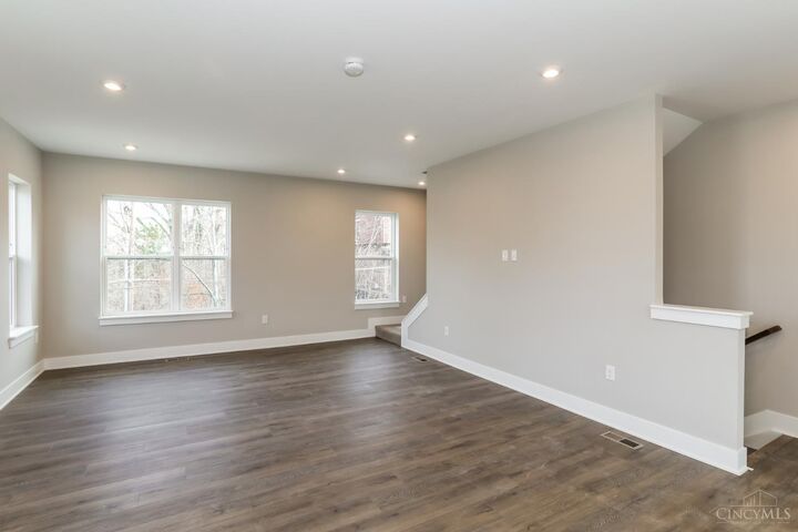 Property Photo:  2611 May Street  OH 45206 