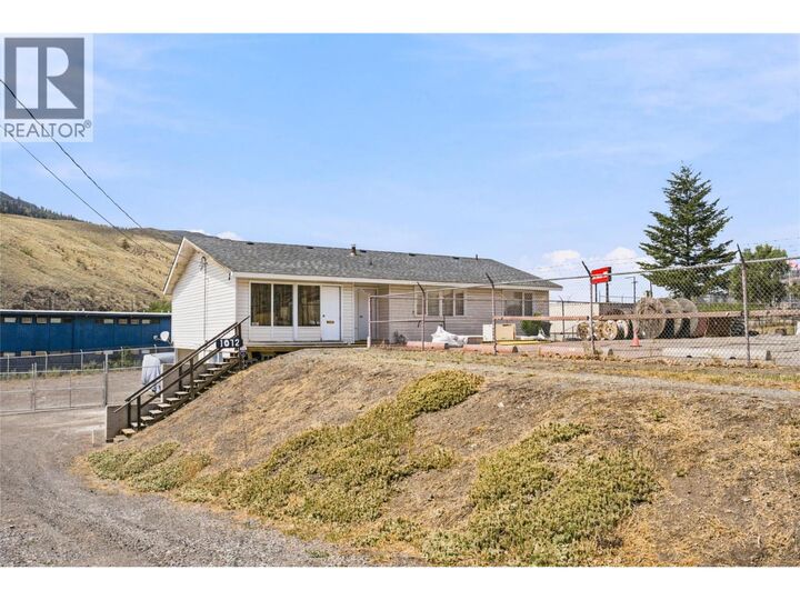 1072 Collins Road — photo 1