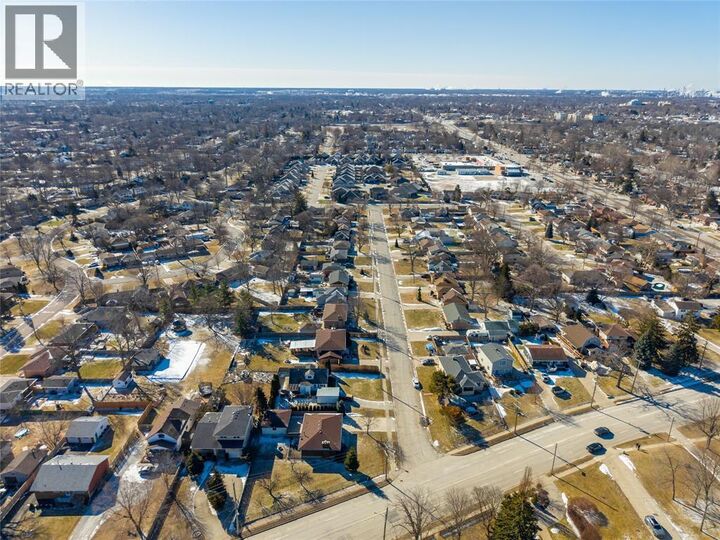 Photo de la propriété:  1146 O'Rae Avenue  ON N7S 3G9 