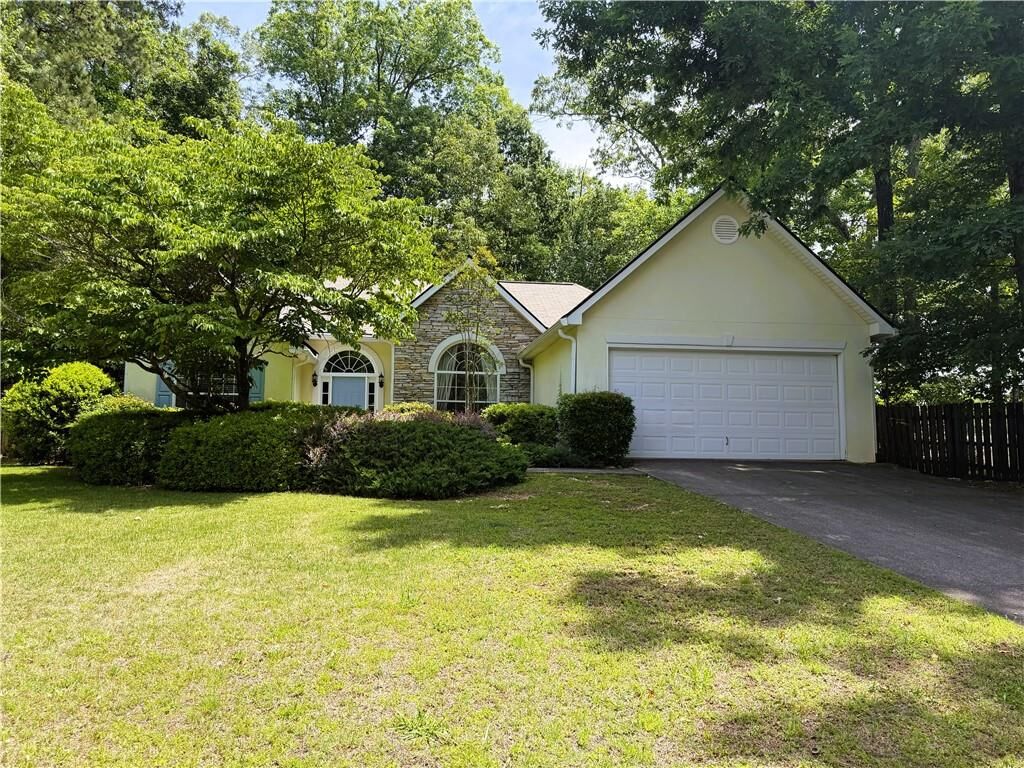 Property Photo: 5623 Wandering Vine Lane SE GA 30126