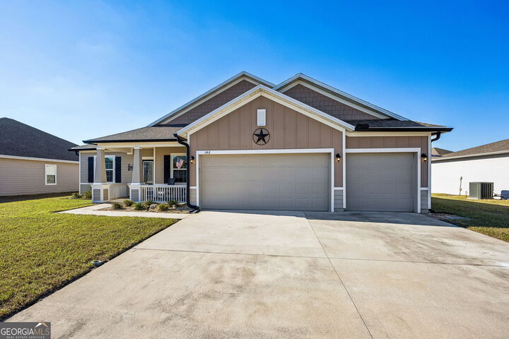 Property Photo:  146 College Street  GA 31548 