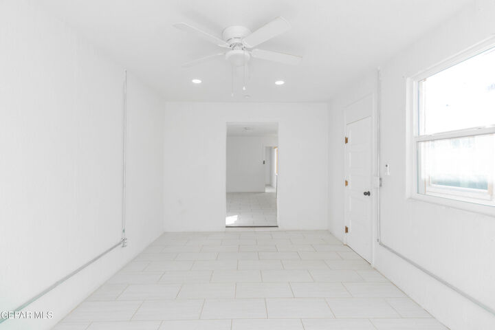 Property Photo:  916 S Tays Street 4  TX 79901 