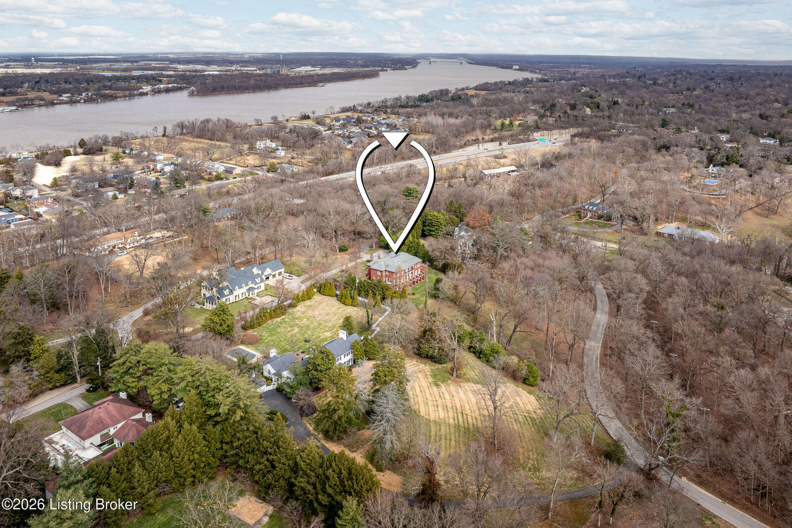 Property Photo:  30 Stonebridge Rd  KY 40207 