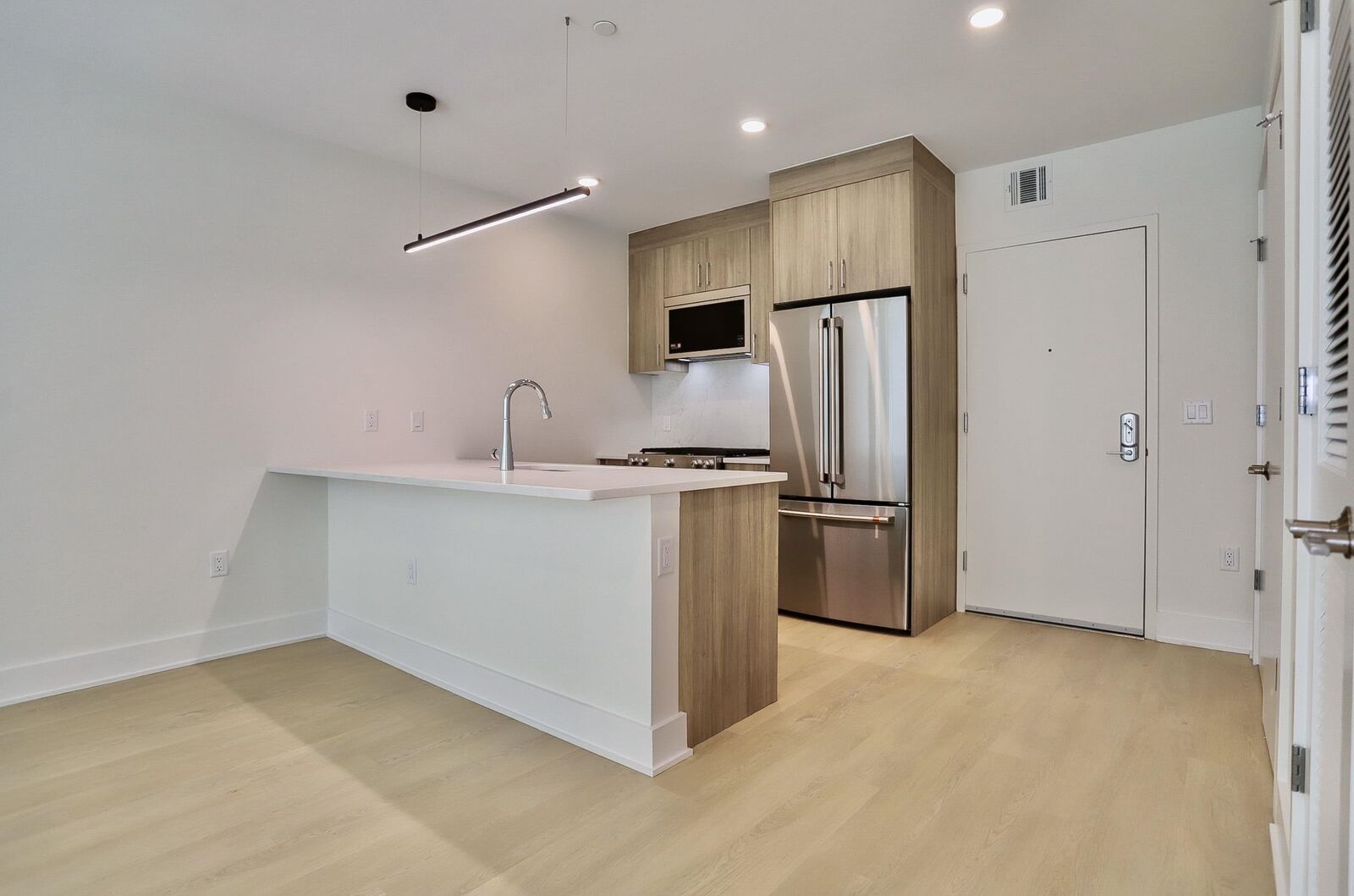 Property Photo: 303 Madison St 306 NJ 07030