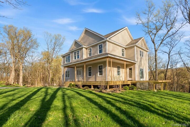 Property Photo:  194 South Road  NY 12531 