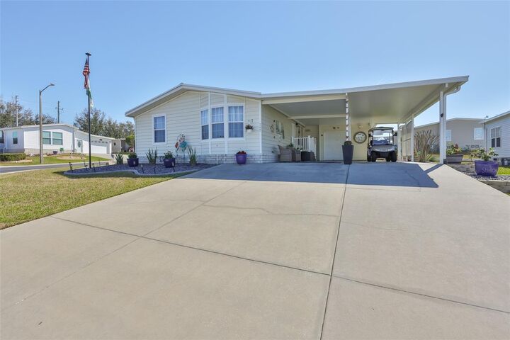 Property Photo:  37041 Neukom Avenue  FL 33541 