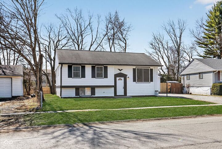 Property Photo:  5625 Gateway Drive  IN 46254 