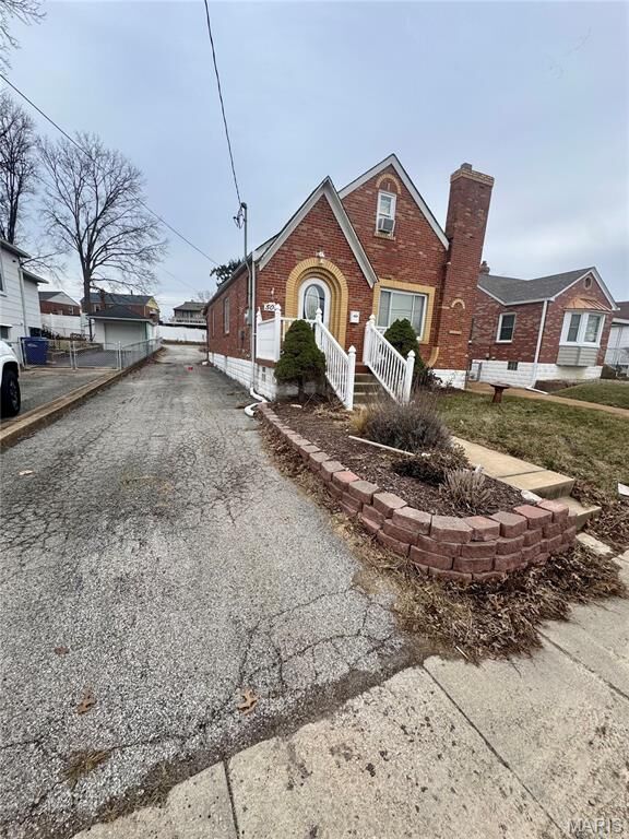 Property Photo: 504 W Ripa Avenue MO 63125