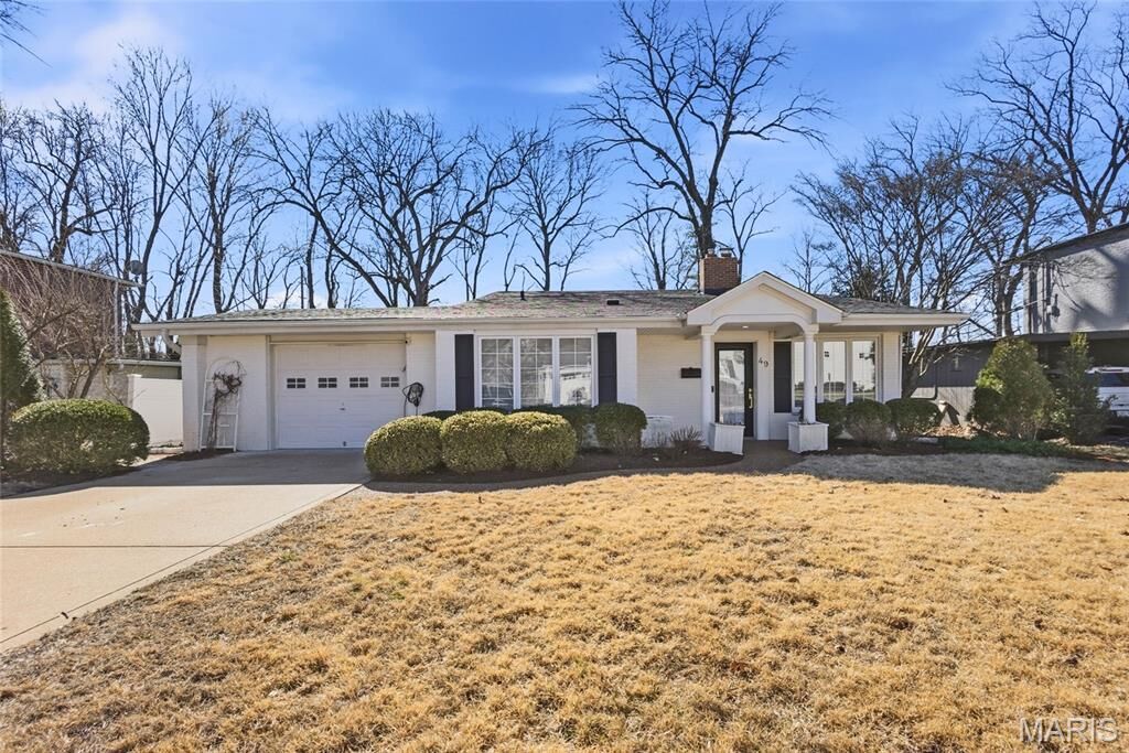 Property Photo:  49 Waverton Drive  MO 63124 