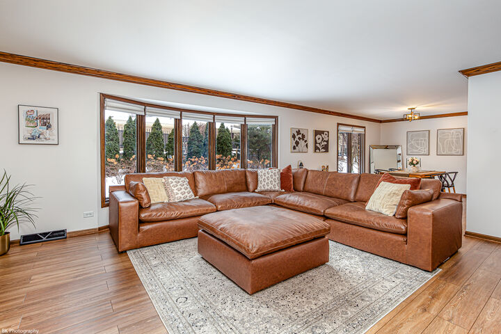 Property Photo: 6729 W Menominee Parkway IL 60463