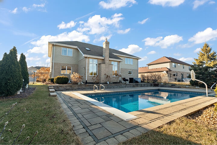 Property Photo:  2882 McKenna Drive  IL 60451 