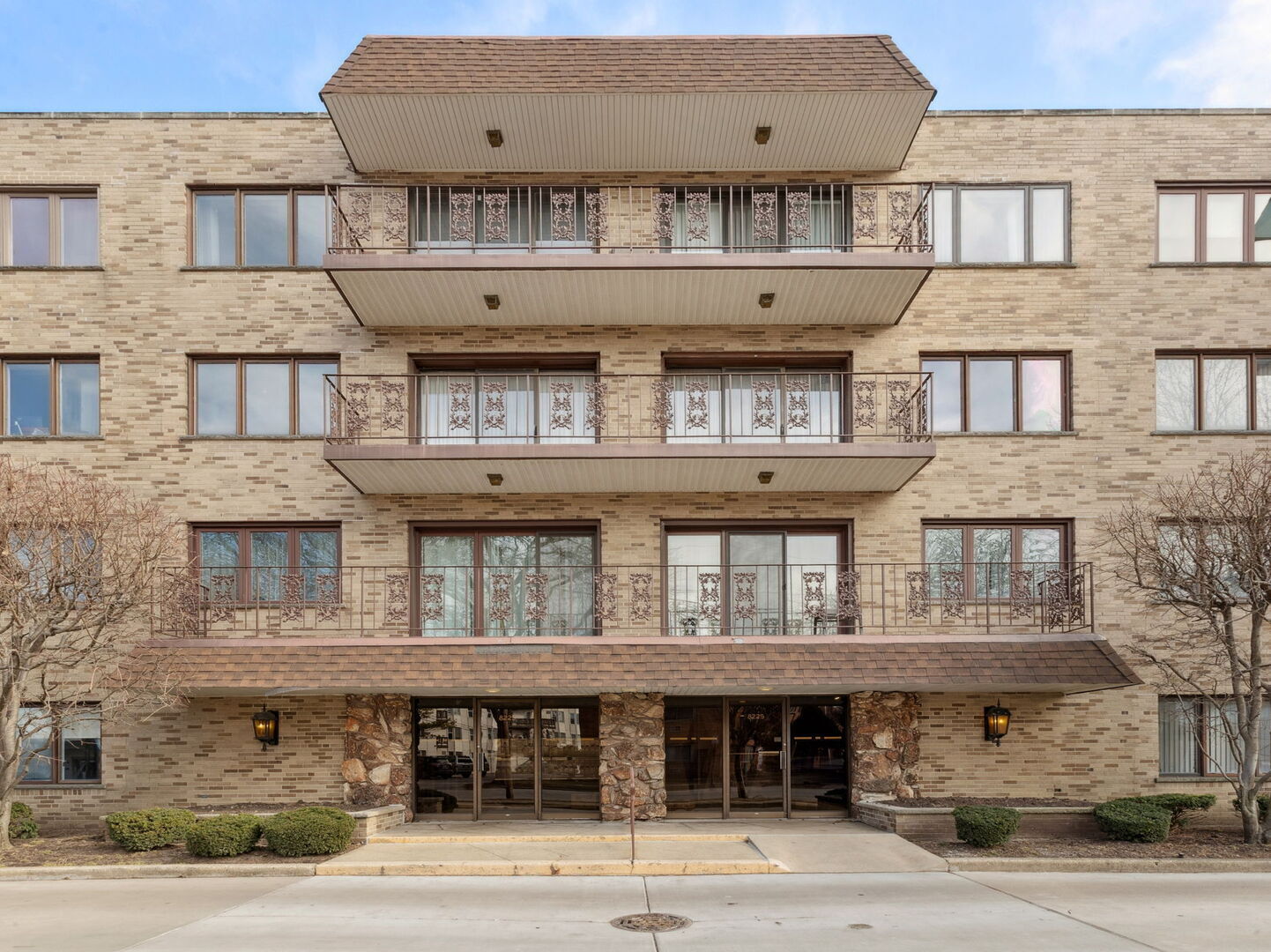Property Photo:  8225 N Niles Center Road N 309  IL 60077 