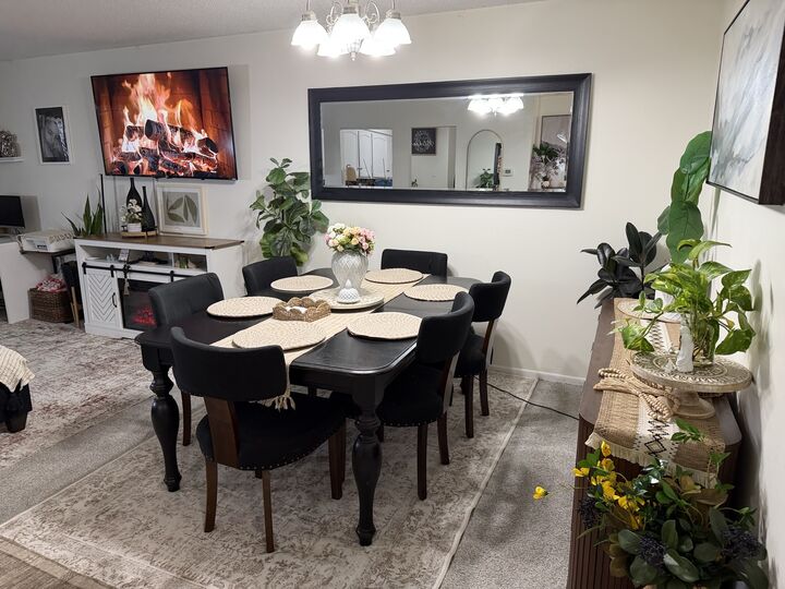 Property Photo:  2 Timber Lane 17  IL 60061 