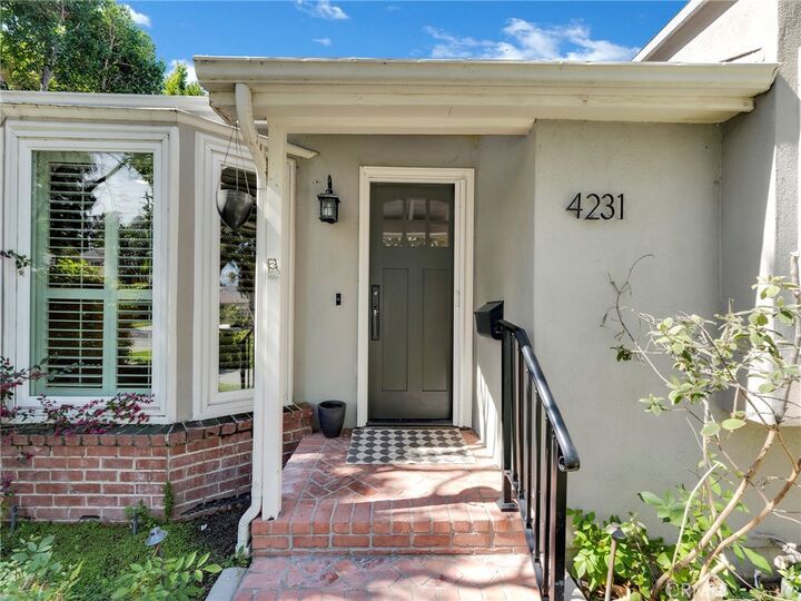 Property Photo:  4231 Stern  CA 91423 