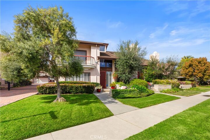 Property Photo:  4015 N Virginia Rd 4  CA 90807 