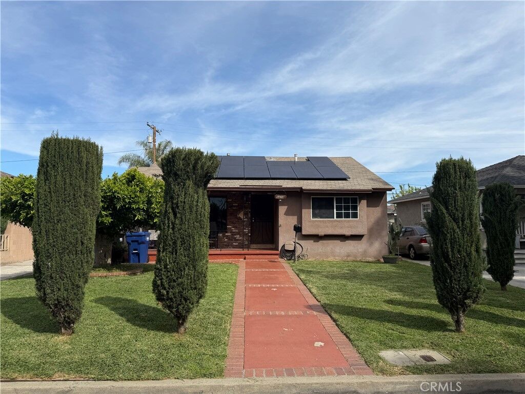 Property Photo: 9419 Beverly CA 90660