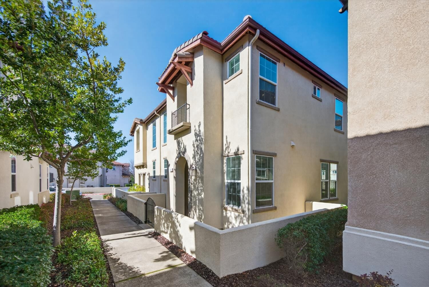 Property Photo:  114 Barnhill Drive  CA 95630 