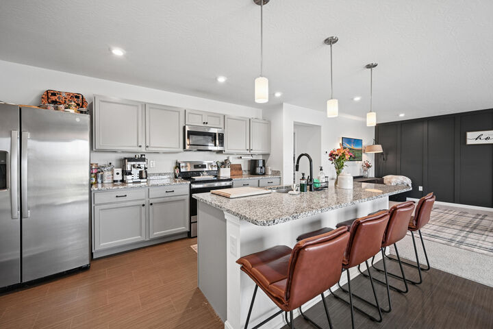 Property Photo: 934 Darlington Creek Drive KY 41001