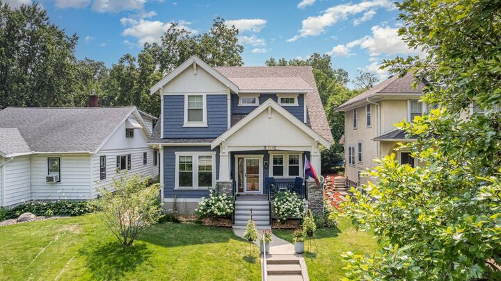 Property Photo:  1964 Lincoln Avenue  MN 55105 