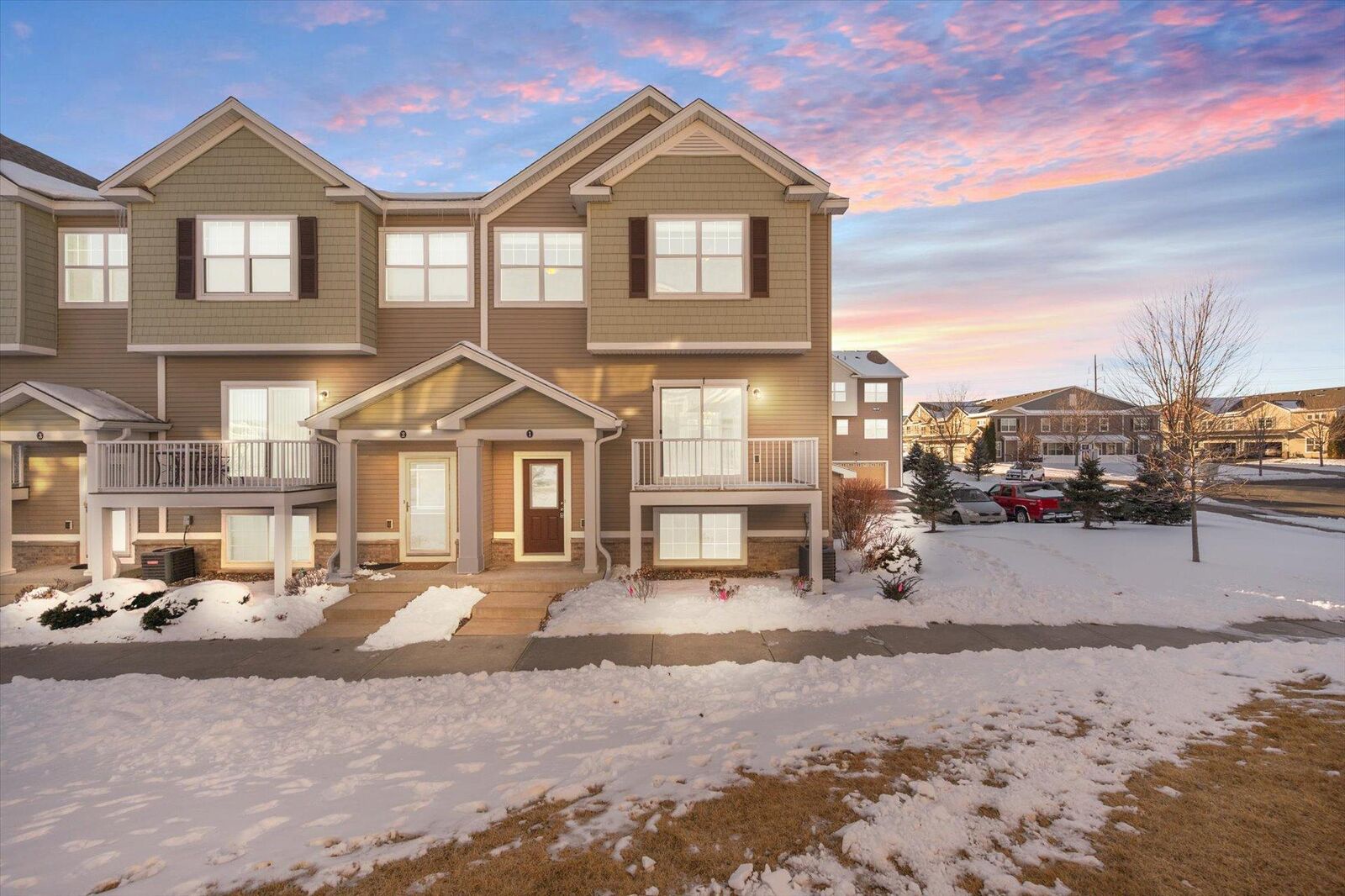 Property Photo:  9575 Jefferson Drive 1  MN 55317 