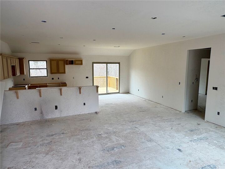 Property Photo:  4 Dinton Circle  AR 72714 