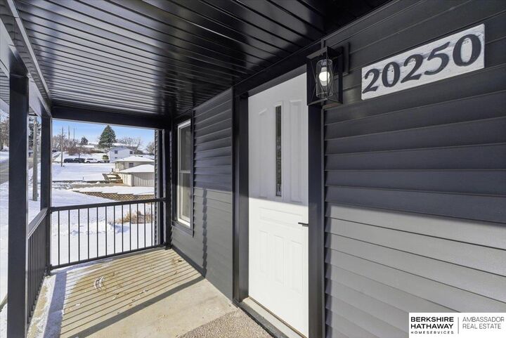 Property Photo:  20250 Steven Lane  IA 51503 