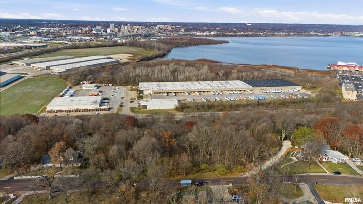 Property Photo:  000 Fondulac Drive  IL 61611 