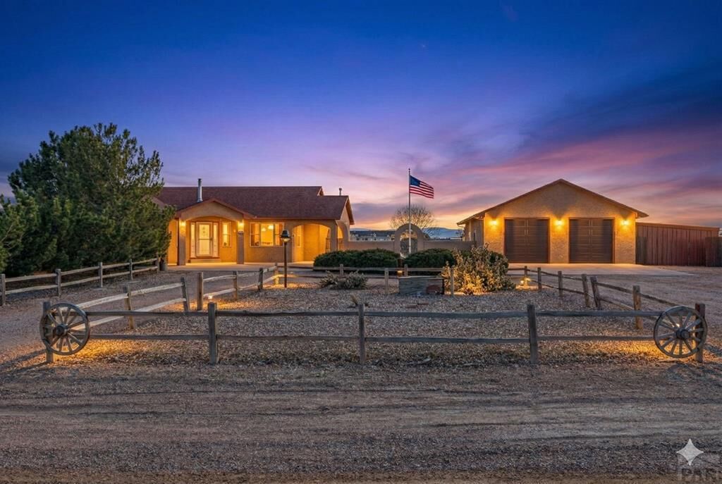 Property Photo: 1420 Gem Dr CO 81007