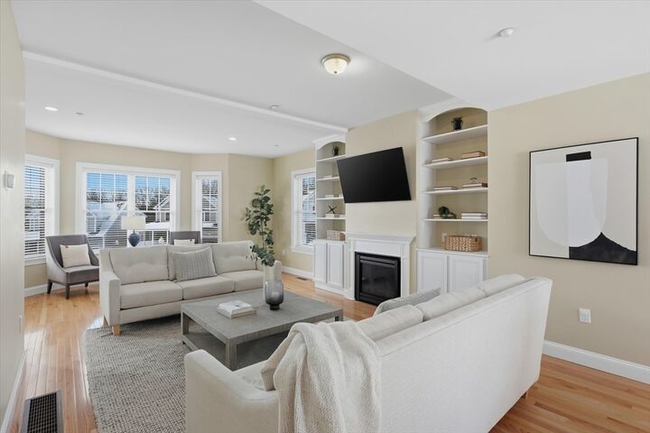 Property Photo:  23 Apache Way 23  MA 01886 