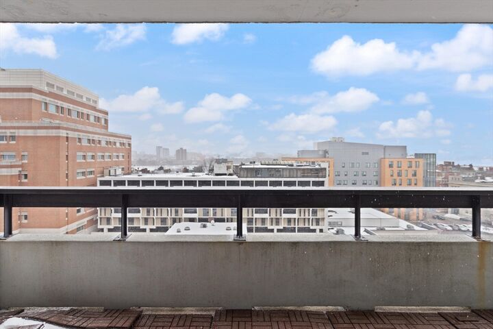 Property Photo: 566 Commonwealth Avenue 1003 MA 02215