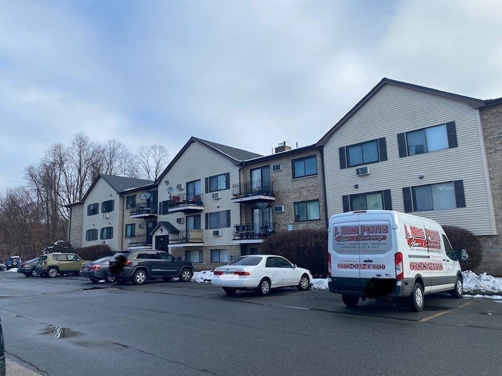 Property Photo:  309 Pawtucket Blvd 26  MA 01854 
