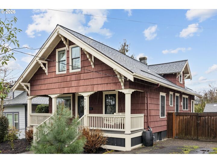 Property Photo: 4227 SE Gladstone St OR 97206