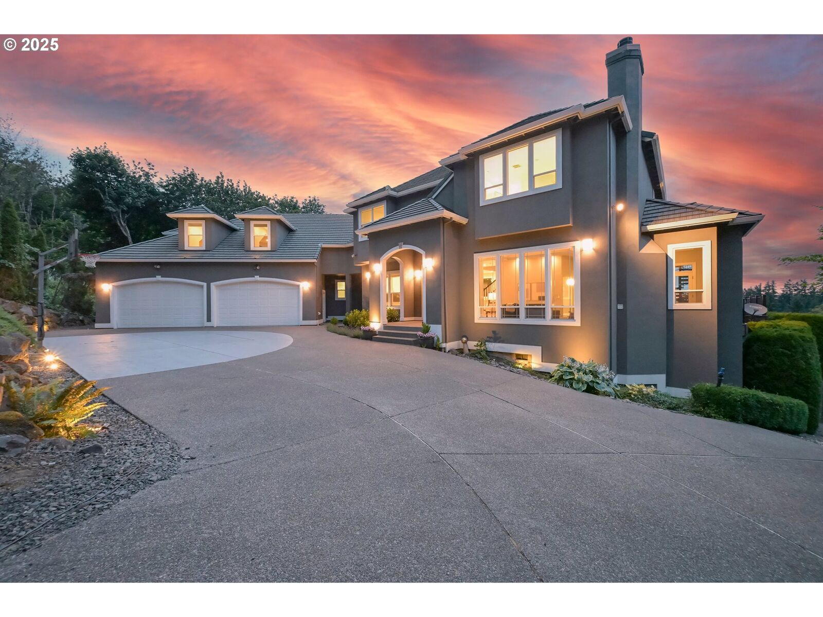 Property Photo:  2350 SW Turner Rd  OR 97068 