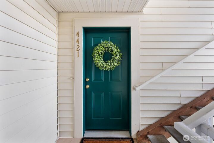 Property Photo:  4421  249th SE  WA 98029 