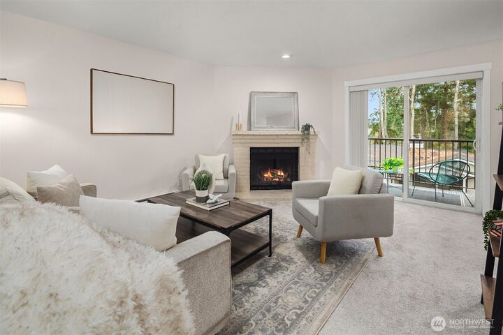 Property Photo:  11215 NE 128th Street L302  WA 98034 