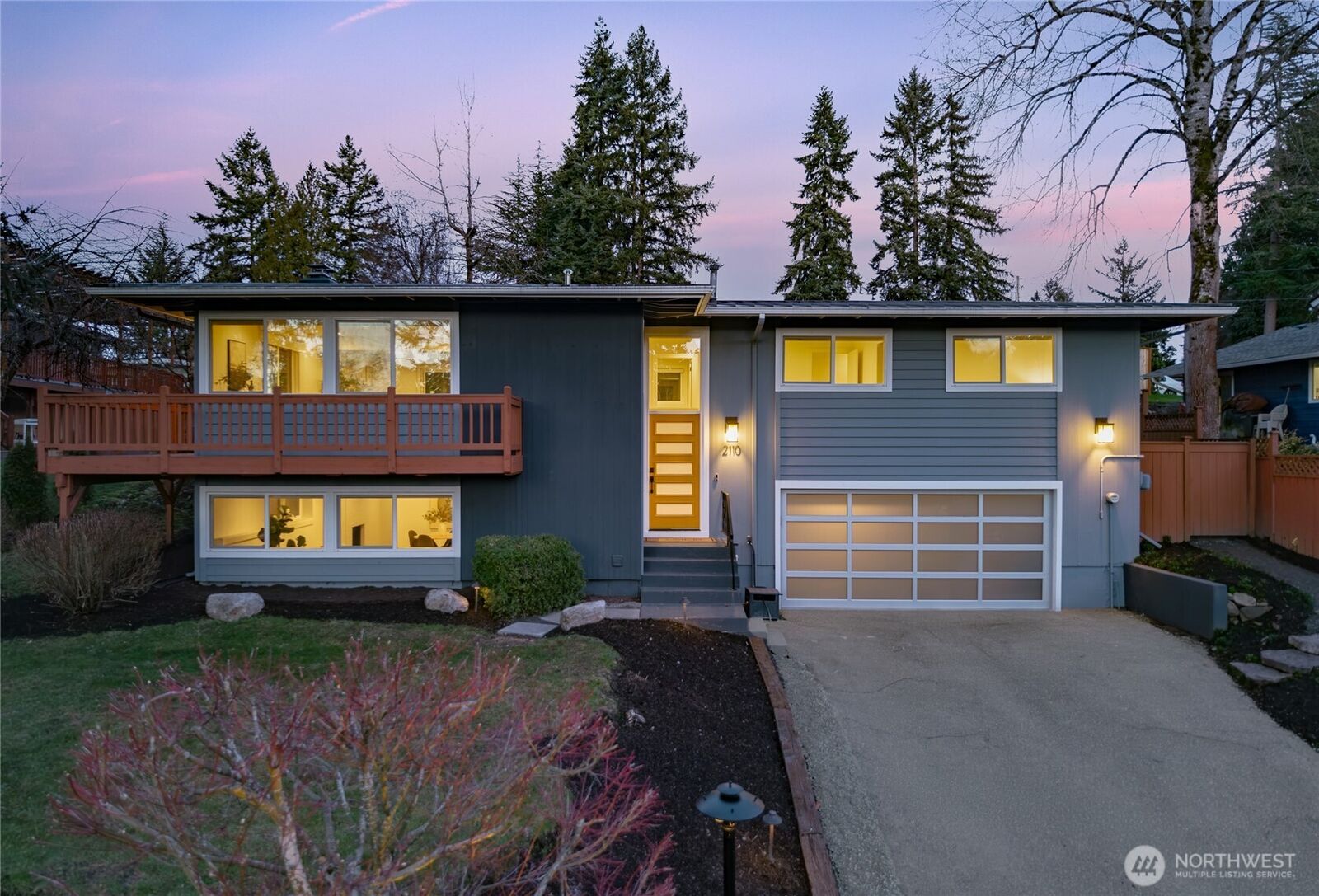 Property Photo:  2110  167th Avenue NE  WA 98008 