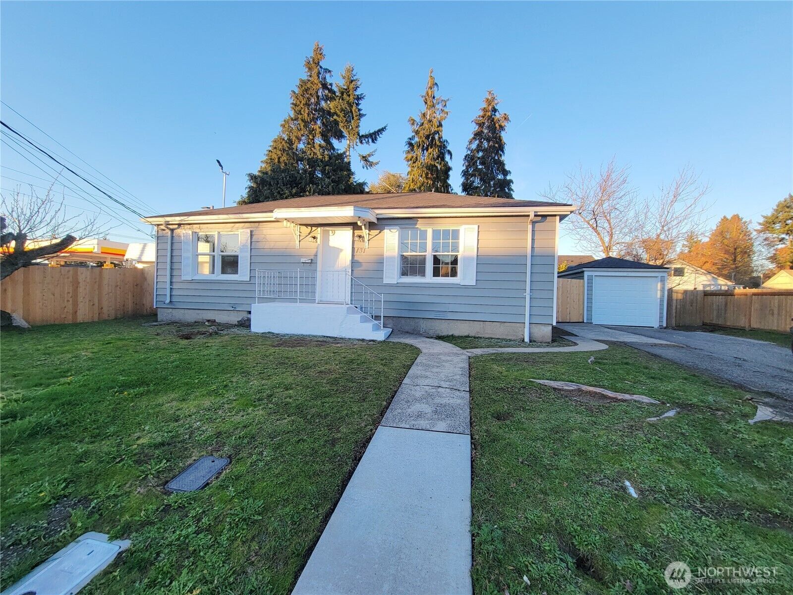 Property Photo:  131 S 64th Street  WA 98408 