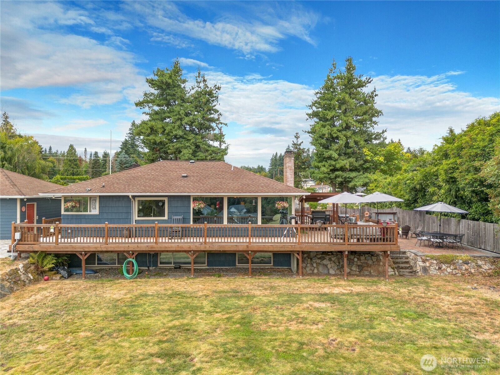 Property Photo: 8603 Woodland Avenue E WA 98371