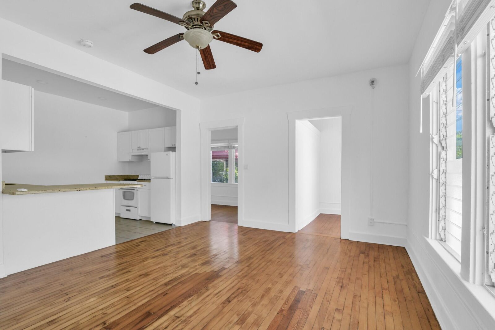 Property Photo:  302 S K Street 3  FL 33460 