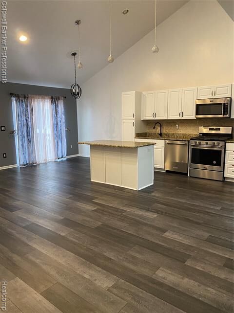 Property Photo:  3879 Bodia Drive  MI 48091 