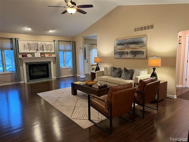 Property Photo: 14144 Fairway Street MI 48154