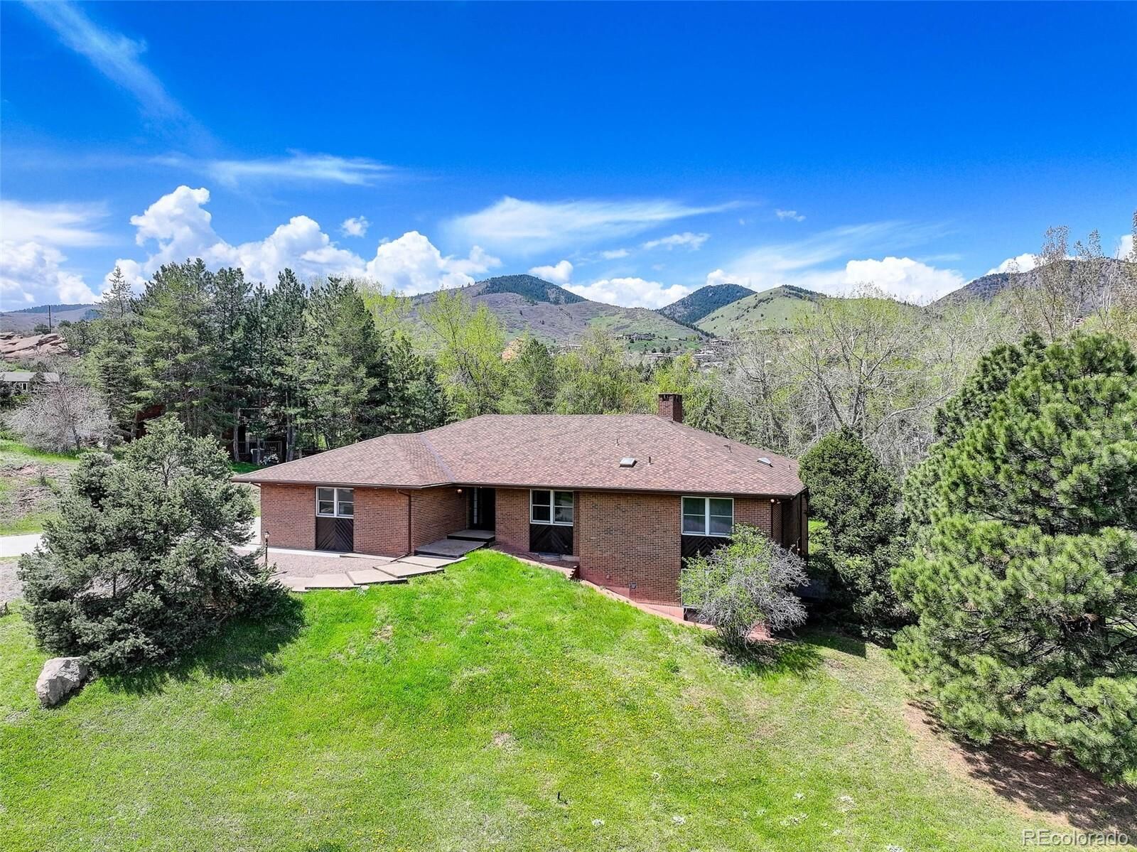 Property Photo:  6155 Meadowbrook Drive  CO 80465 