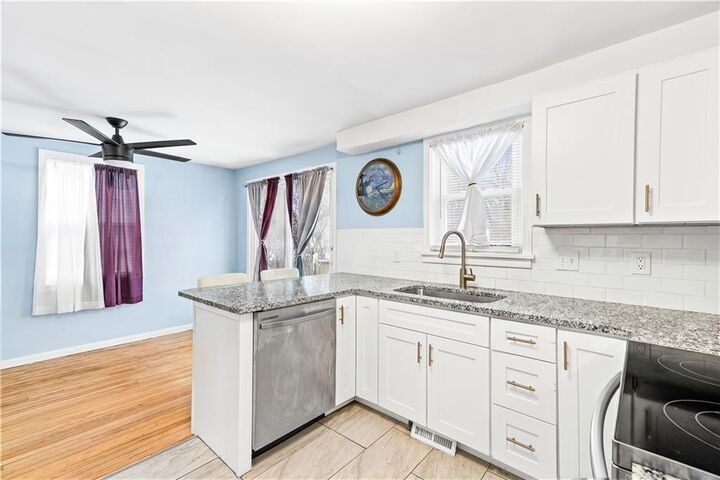 Property Photo:  148 Yorktown Road  RI 02852 