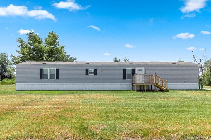 Property Photo: 7606 Debbie Lane LA 70607