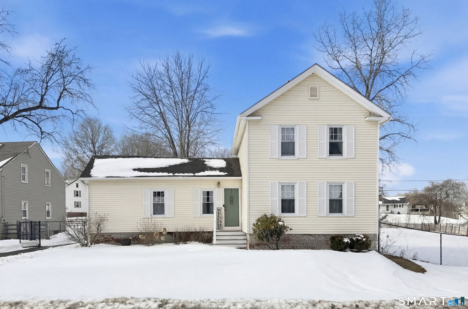 Property Photo:  687 East Street South  CT 06078 