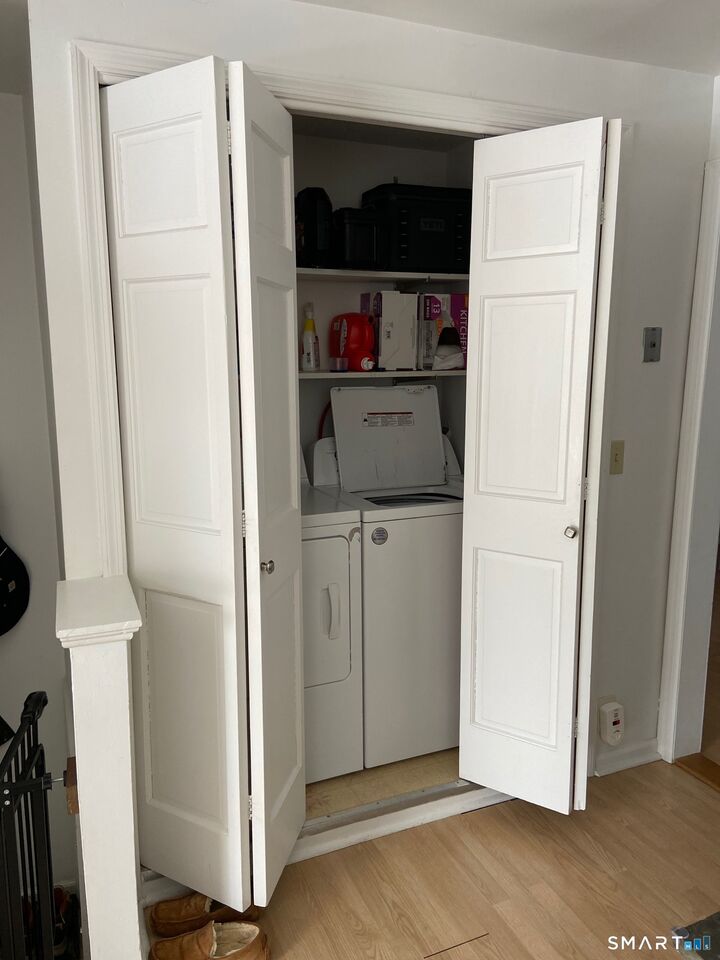 Property Photo: 4 McKendry Court CT 06853