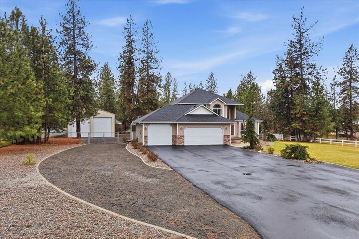 Property Photo:  6215 Moriah Dr  WA 99026 