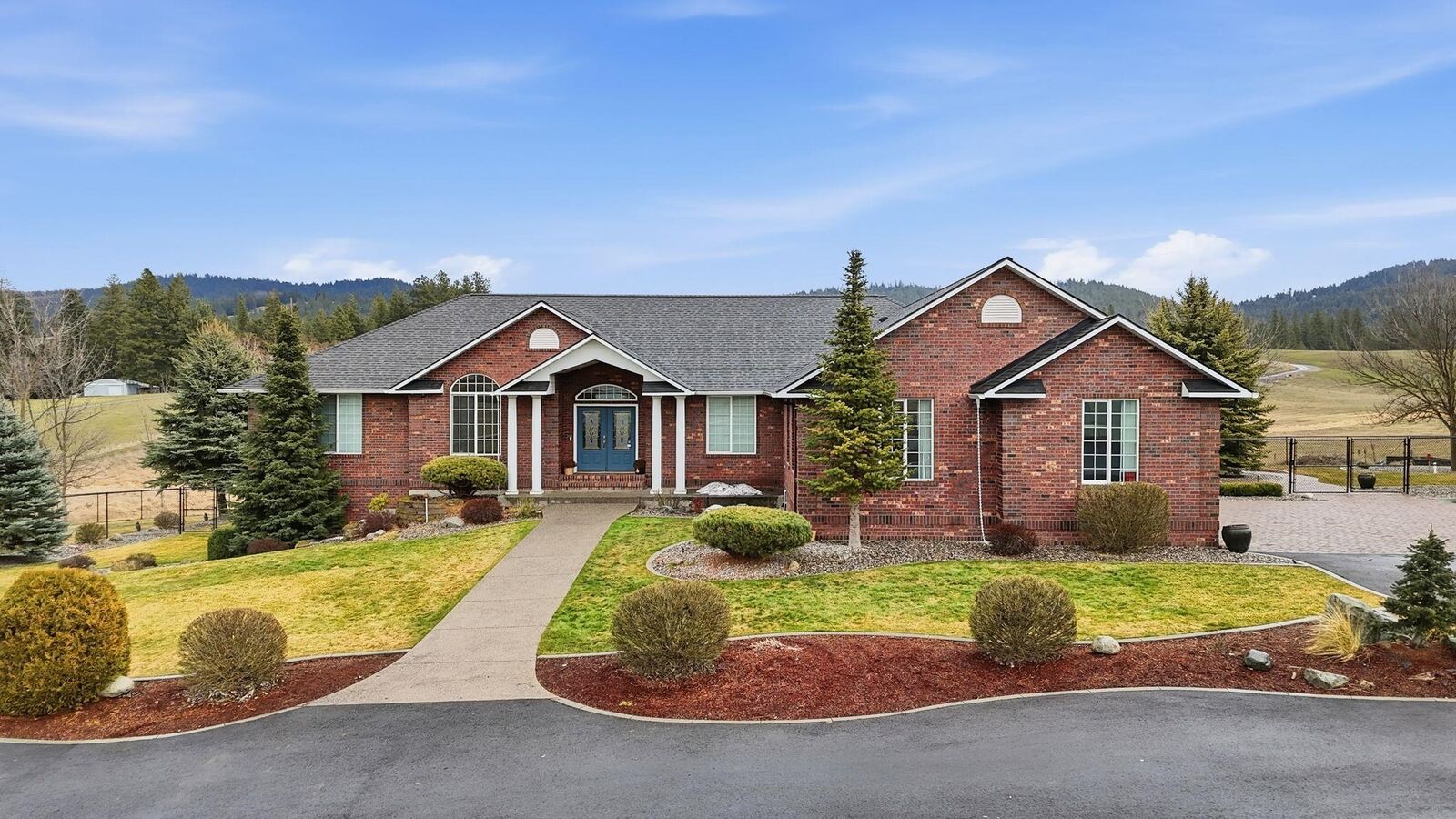 Property Photo: 9102 N Forker Rd WA 99217